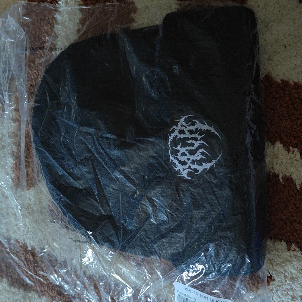 Gothika beanie